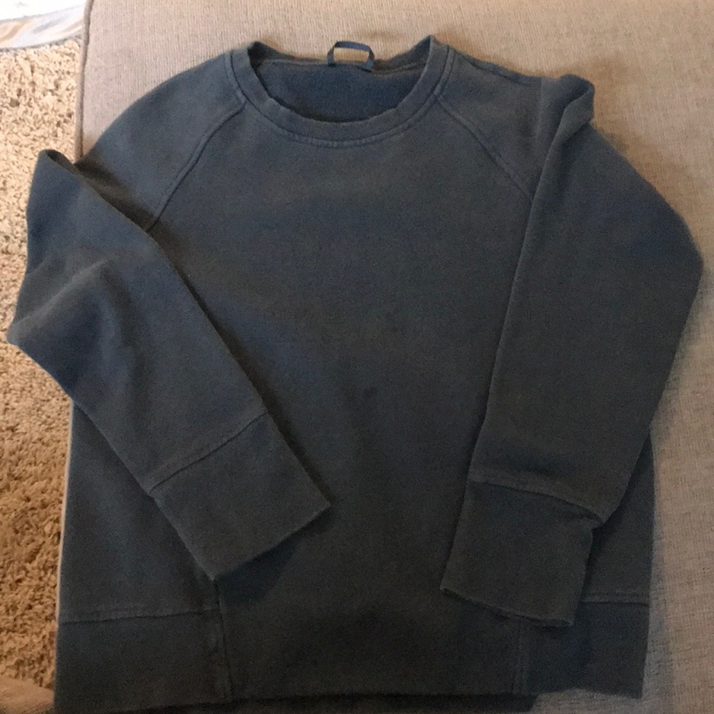 Lululemon crewneck sweatshirt